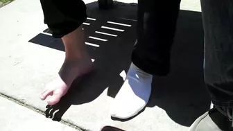 XanderBeckett – “I Have a Weird Fetish for Socks” – Twink Opens Up and Teases