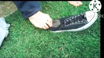 XanderBeckett – JT’s Big Bare Feet in the Park: Laid-Back Outdoor Tease
